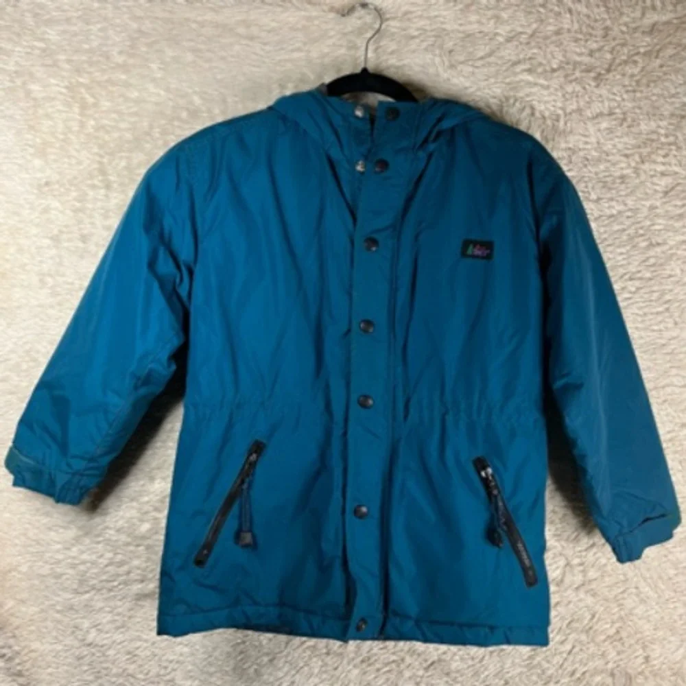 REI‎ Girls Jacket Teal Blue Zip Pockets Snap Buttons Hooded Long Sleeve M 8/10